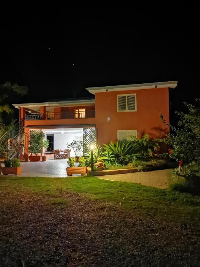 Home Garden Синискола Экстерьер фото
